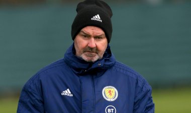 Scotland boss Steve Clarke aiming for 2022 World Cup amid Celtic rumours