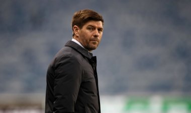 ‘Worrying for Celtic’: Carragher shares Gerrard’s plan at Rangers