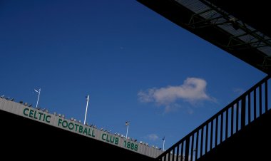 ‘All the best at Celtic’: Fans think manager is getting the Hoops job