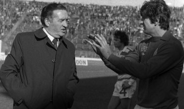 "It all kind of falls apart, people leave and everyone has to sta