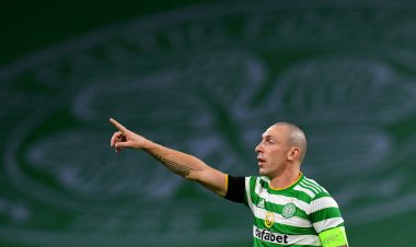 Aberdeen job ridiculously labelled "too big" for Celtic captain Scott Brown - 67 Hail Hail