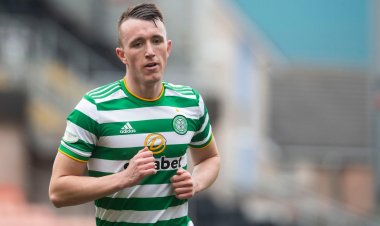 Celtic's team and tactics to end Rangers' 'invincibles' league campaign