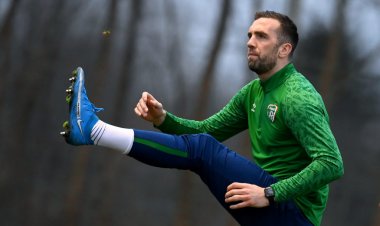 Shane Duffy returns for Ireland, as Stephen Kenny hopes to restore some pride against Qatar - 67 Hail Hail