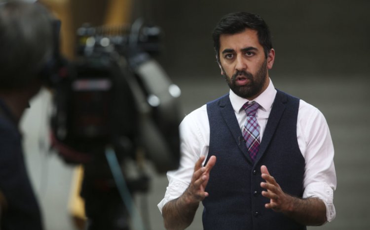 Scottish Justice Secretary Humza Yousaf offers Celtic challenge ahead of Glasgow Derby - 67 Hail Hail