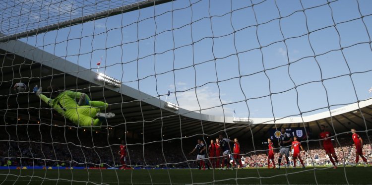 Leigh Griffiths faces new threat