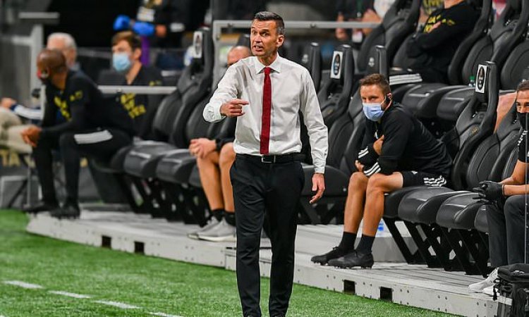 Aberdeen appoint former player Stephen Glass as their new manager