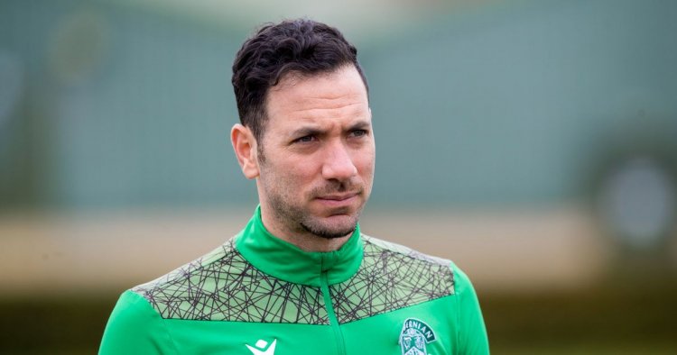 Ofir Marciano urged to 'snub' Celtic as Hibs goalkeeper considers exit