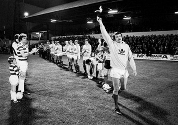 Floodlight Failure & Flute Bands: Alan Hunter's Testimonial |