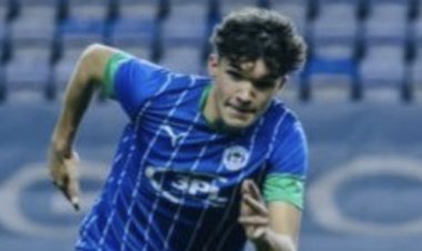 HI-JACK THREAT TO CELTIC STRIKER DEAL