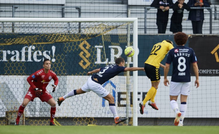 Celtic target Kasper Junker makes unlikely move, confirmed by new club - 67 Hail Hail