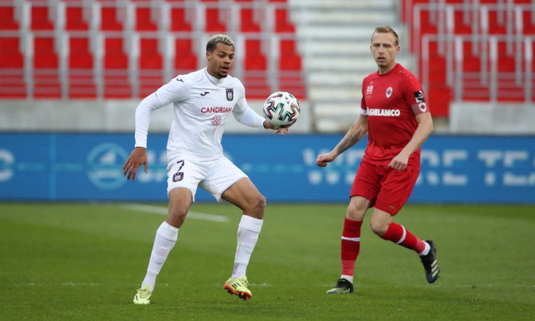 Man City reportedly want just £7m for striker, Celtic have got to reignite interest – TBR View