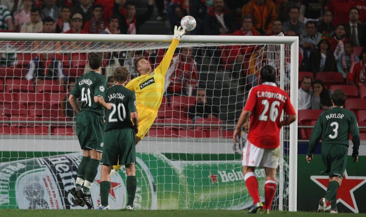 Celtic hero Artur Boruc seals title glory at 41 - 67 Hail Hail