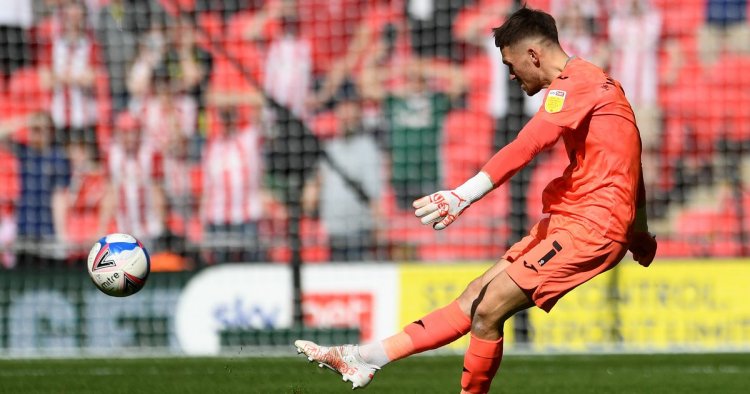 Celtic issued warning over interest in Newcastle goalkeeper Freddie Woodman