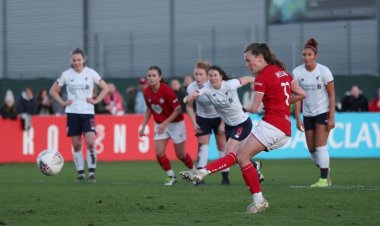 Celtic FC Women sign former Robins forward Charlie Wellings - SheKicks