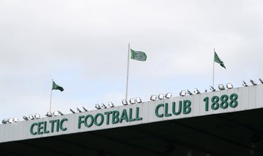 Celtic target on pre season fire against Man United
