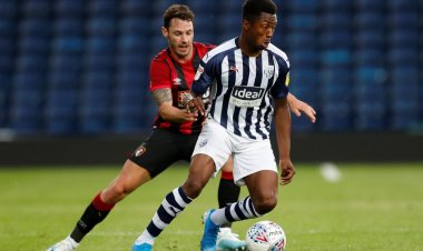 ‘He’d do really well up there’ - Kevin Phillips reacts to Celtic’s interest in 23-y/o wanted by Reading and Bournemouth
