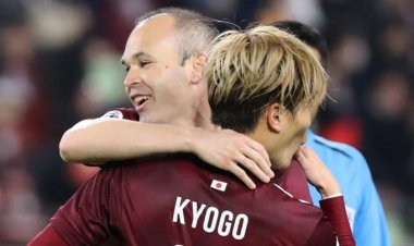 Andres Iniesta sends message to Kyogo Furuhashi after Celtic move