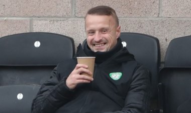 Sunderland target Leigh Griffiths handed lifeline at Celtic