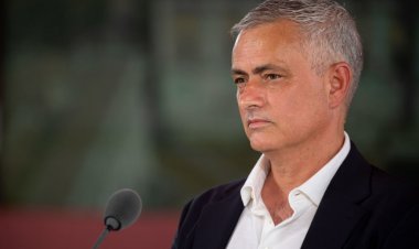 Report: Mourinho joins Celtic and Newcastle in race to sign Hincapie