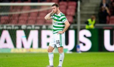 Chris Sutton in furious reaction to Celtic's early Champions League exit