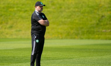 Ange Postecoglou told to go easy in Celtic post match interviews by Alan Brazil