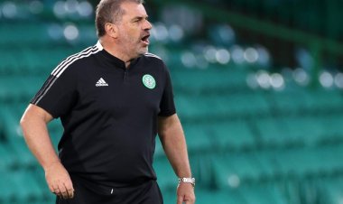 ‘He’s being aggressive’ – Pundit and Celtic fan urges Postecoglou to make key change
