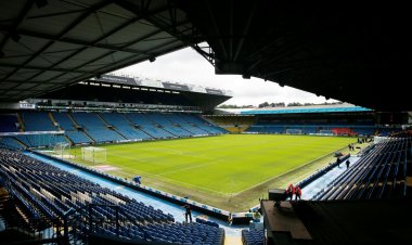 Pundit tips Leo Hjelde to join Leeds