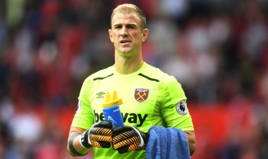 Former England number 1 close to joining Scottish side Celtic