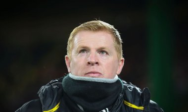 Neil Lennon urges Celtic fan patience during 'transition'