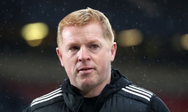 Neil Lennon calls for Celtic rebuild to tackle 'comfortable' champions Rangers