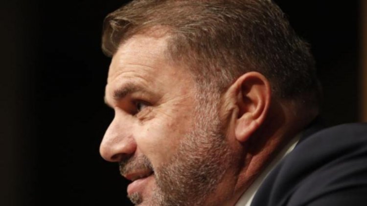 Celtic fans show Postecoglou the love