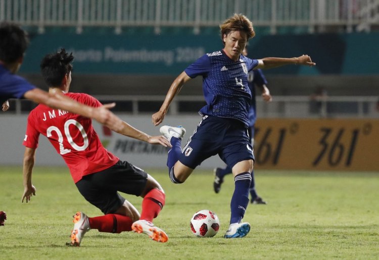 Celtic in talks with Man City over Itakura