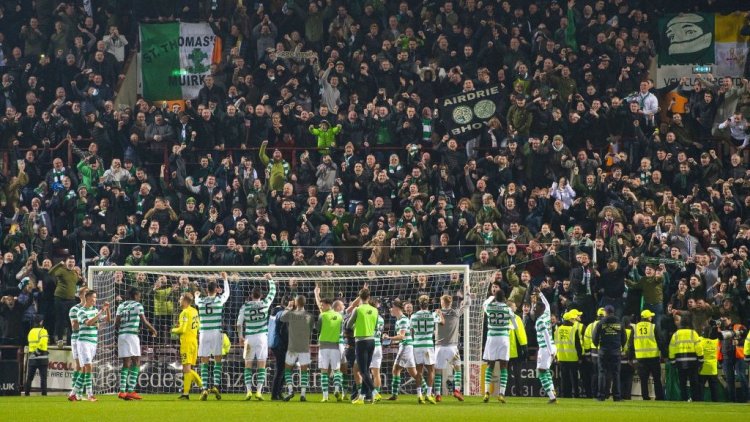 Photo Of The Day: Celtic Under New Management At Tynecastle | The Celt