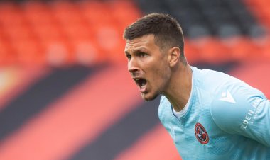 Provan urges Celtic to move for Dundee Utd's Benjamin Siegrist; laughs off Joe Hart rumour - 67 Hail Hail