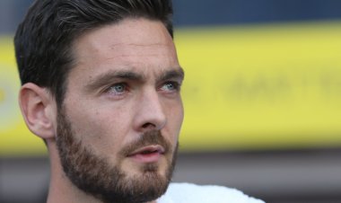 ‘THEY WILL SCORE GOALS,’ GORDON BACKS CELTIC