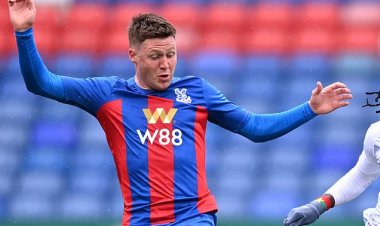 Celtic sign former Crystal Palace midfielder James McCarthy