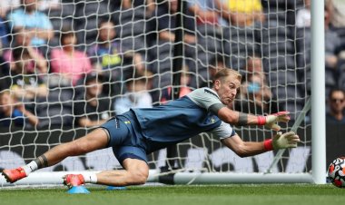 Joe Hart completes move to Celtic after just one season at Tottenham