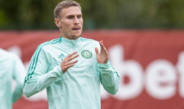 Carl Starfelt hopes to use Celtic platform to catapult into Sweden set-up