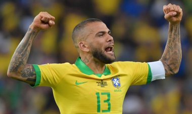Celtic offered chance to sign £3m ace who idolises Dani Alves, suits shape