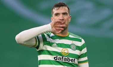Duffy reacts as Celtic post pictures of new signing McCarthy