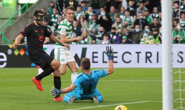 Celtic march on in Europa League with easy win over Jablonec