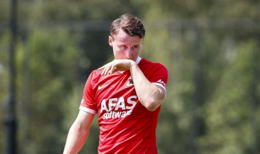 AZ Alkmaar squad bombshell as Celtic foes drop Teun Koopmeiners