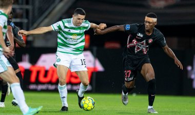 Celtic supporters are absolutely loving the Tom Rogic resurgence - 67 Hail Hail