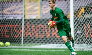AZ Alkmaar bring in new number 1 ahead of Celtic tie - 67 Hail Hail