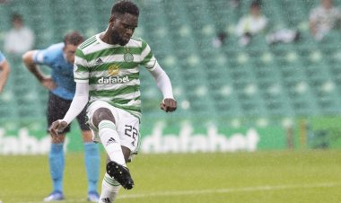 'Show some leadership' - Pundit urges compromise over deal for Celtic striker; wants £85k a week