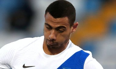 CELTIC EYE TOP GREEK STRIKER