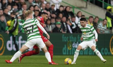 Ange Postecoglou is excited about the potential of Celtic defender Stephen Welsh - 67 Hail Hail