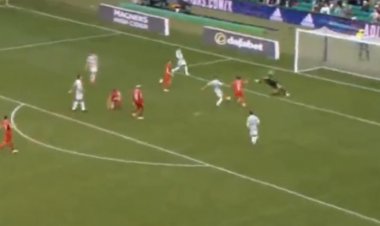 Video: Turnbull gets hat-trick thanks to Ajeti and Rogic | The Celtic