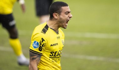 Celtic may win Giakoumakis race thanks to Postecoglou - Whelan
