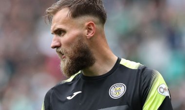 Keeper Alnwick opens up on Celtic performance, Hart pep talk and Power red card